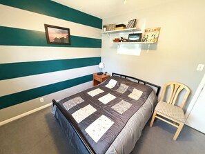 2 makuuhuonetta, silitysrauta/-lauta, vauvan matkasänky, ilmainen Wi-Fi