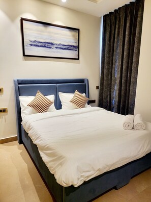 3 bedrooms, WiFi, bed sheets