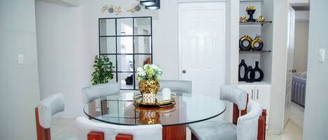 تناول الطعام