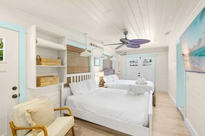 3 habitaciones, tabla de planchar con plancha y cuna de viaje 