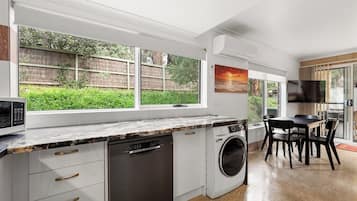 Microwave, stovetop, dishwasher, coffee/tea maker