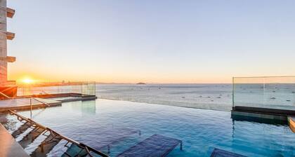 Studios in a Seaside Building, Close to Beto Carreiro at Penha Spot - Psob