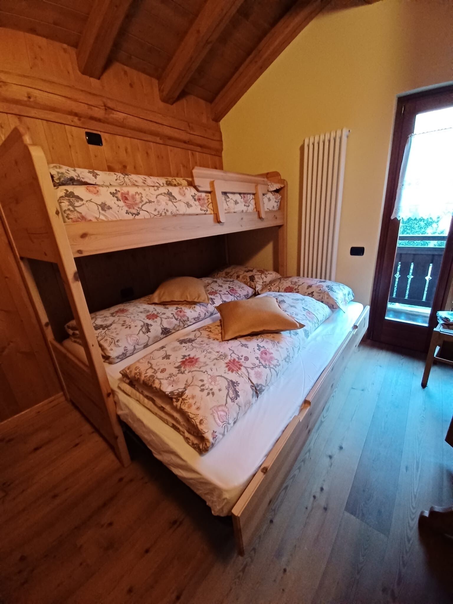 2 chambres, bureau, fer et planche à repasser, Wi-Fi gratuit