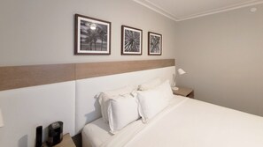 1 bedroom, free WiFi, bed sheets - 1 Bedroom Partial Ocean View at Hilton Grand Vacations Club Ocean (Myrtle Beach)