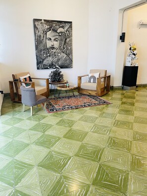 50-inch plasma TV with digital channels, streaming services