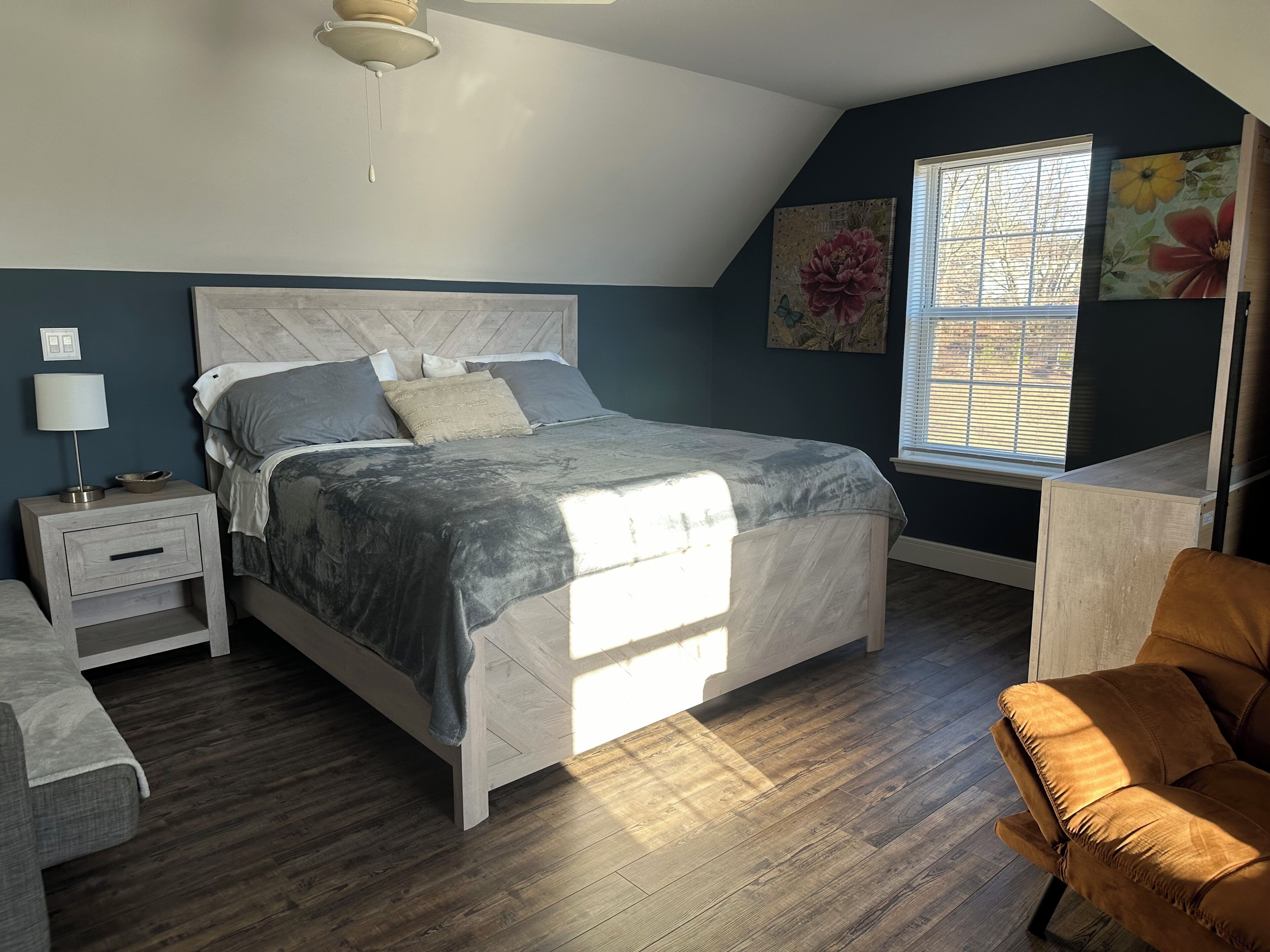 4 bedrooms, WiFi, bed sheets