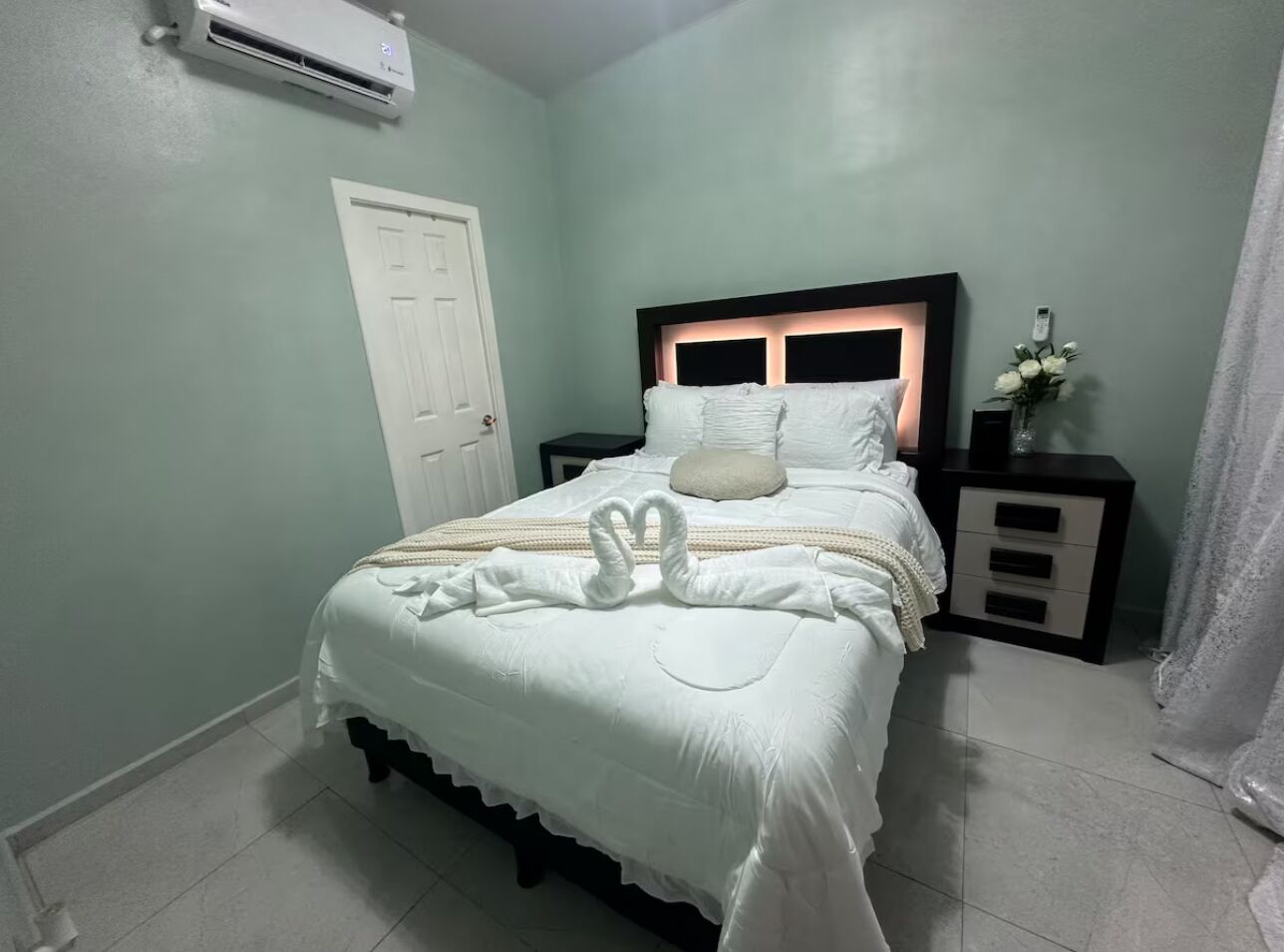 3 habitaciones, tabla de planchar con plancha y wifi gratis 