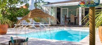 Tropical enjoyment in luxury villa with private pool. Walking distance from beach & sea.