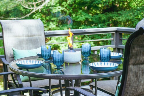 Cozy Cottage 5 Minutes To Dollywood With Fire Pit, Private Deck, And Coffee Bar