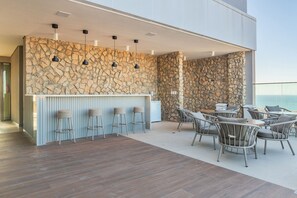 Outdoor dining - Beach Class Meireles Housi by Carpediem (Fortaleza)