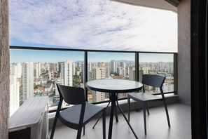 Luxury Apartment | Dining