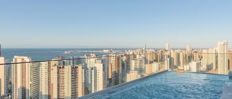 Luxury Apartment | Pool | Indoor pool, sun loungers
