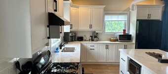 Burk’s Falls Escape 2 Bed 1 Bath