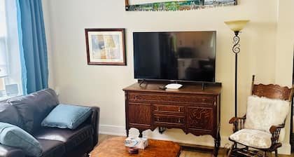 Burk’s Falls Escape 2 Bed 1 Bath