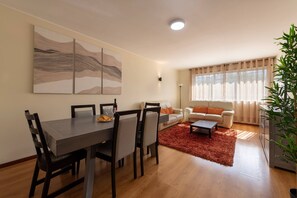 Dining - Maia's Cozy Apartment (Maia)