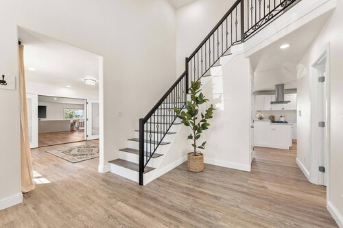 Amazing, spacious home with pool and hot tub