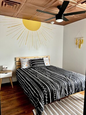 WiFi, bed sheets