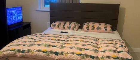 Standard Room, 1 Double Bed (Shared)
