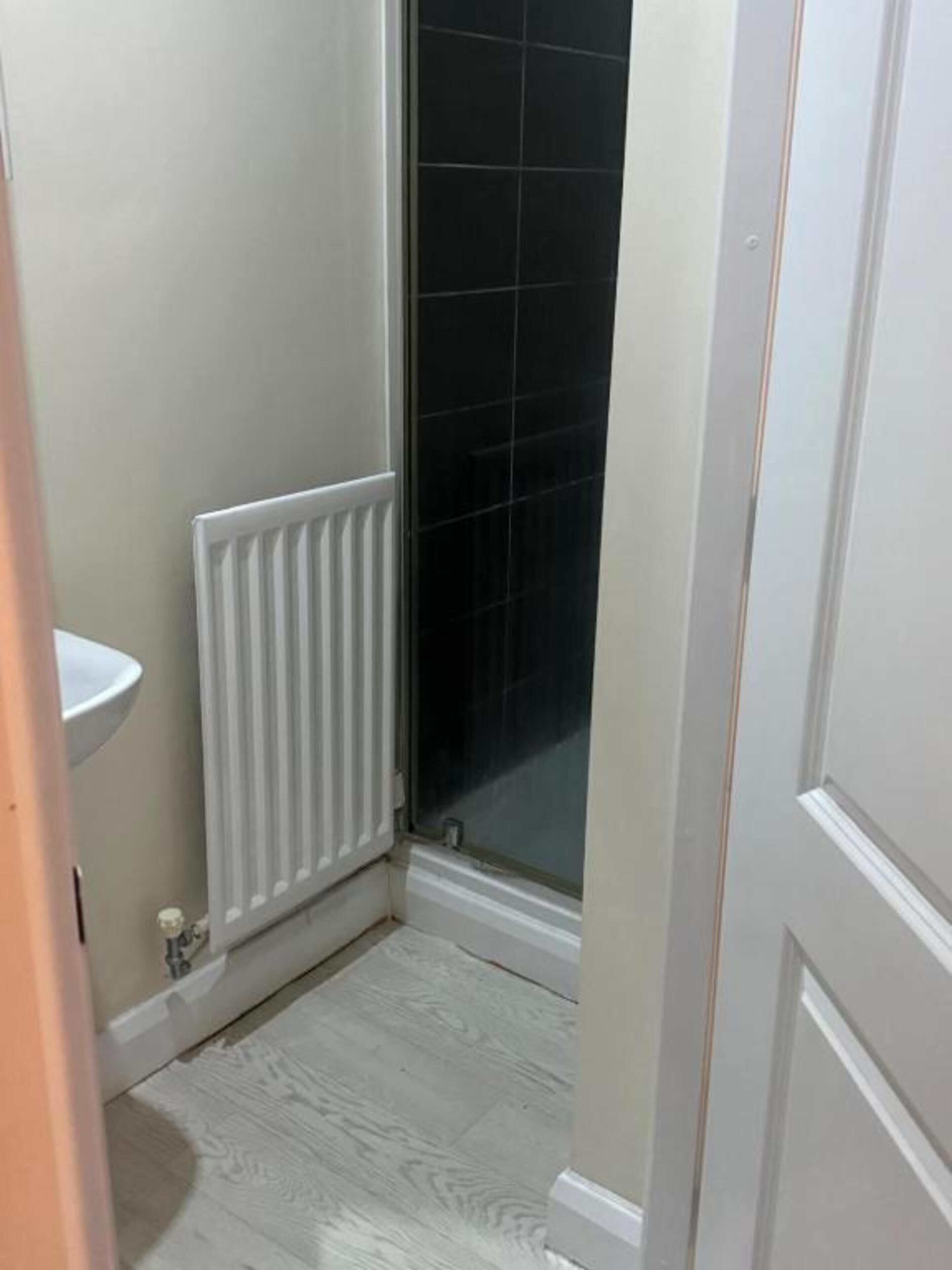 Habitación estándar, 1 cama matrimonial (Shared) | Escritorio y wifi gratis 