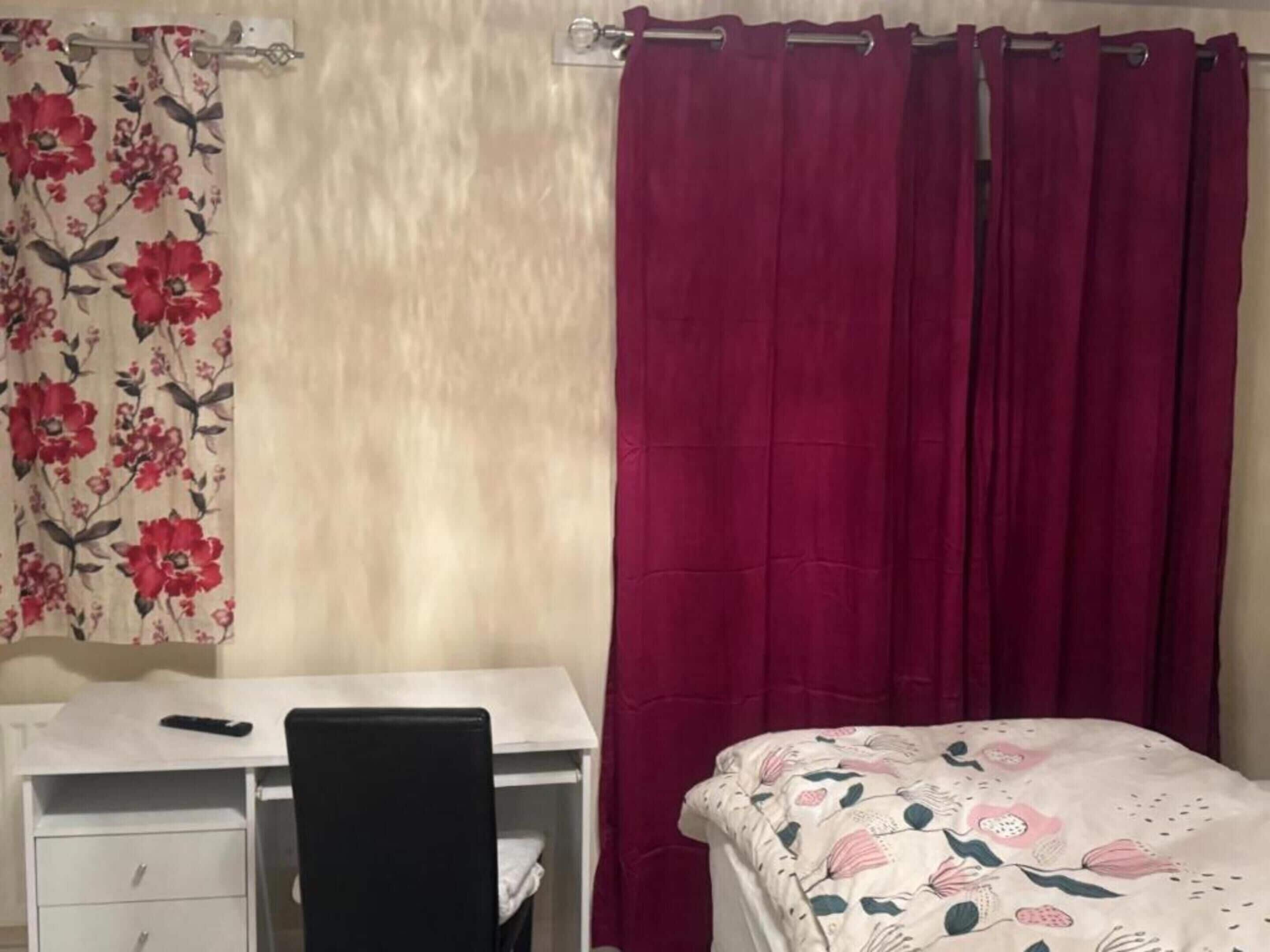 Standard Room, 1 Double Bed (Shared)