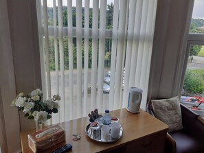 Desk, free WiFi, bed sheets