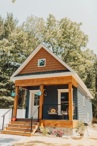 The Little house  W/ Pool & Spa