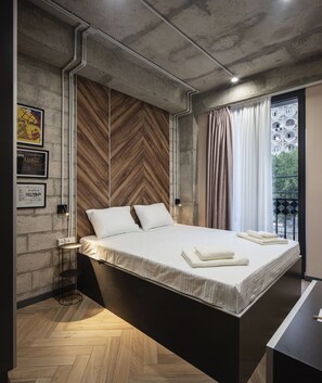 Comfort tweepersoonskamer | Een kluis op de kamer, gratis wifi