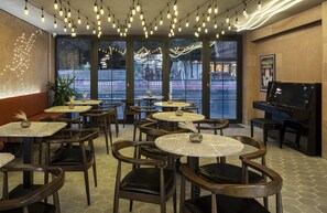 Restaurant - AREA HOTEL YEREVAN (Yerevan)