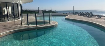 Ocean Front 2-bedroom Villa in Calafia Paradise Resort, 2 Pools, Jacuzzi, gym.