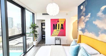 NEW! Electric Luxury Downtown Bayfront Brickell