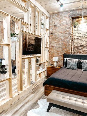 WiFi, bed sheets