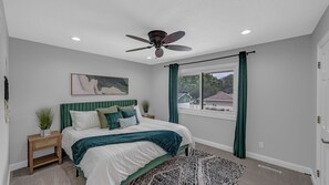 6 bedrooms, WiFi, bed sheets