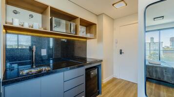 Basic Apartment | Private kitchen