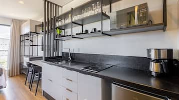 Basic Apartment | Private kitchen
