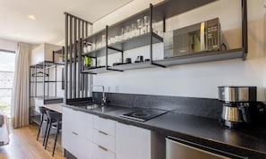 Basic Apartment | Private kitchen