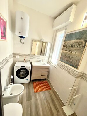 Bathroom - Oasis of comfort for the family 5 minutes from Marmore Falls (Terni)