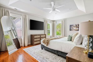 5 chambres, fer et planche à repasser, Wi-Fi, draps fournis