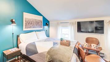 1 bedroom, iron/ironing board, WiFi, bed sheets