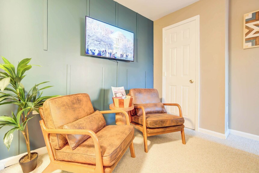New Reno! 1 Blk 2 King St - 알렉산드리아