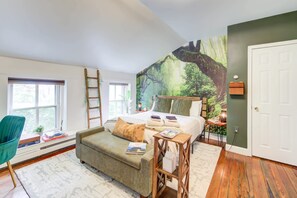 Desk, iron/ironing board, travel crib, WiFi