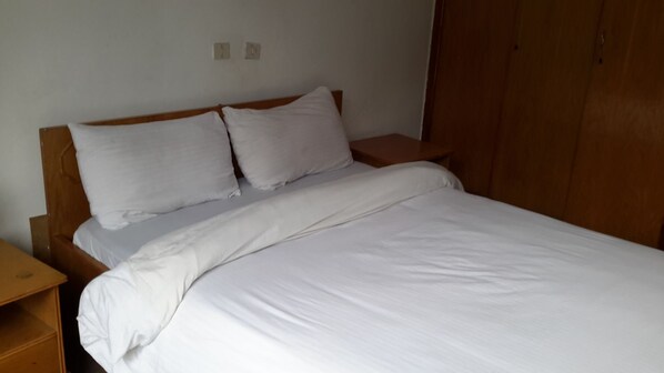 Single Room, City View