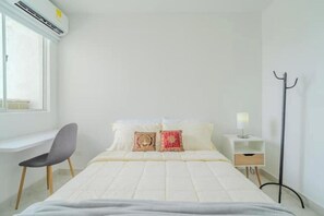 3 chambres, fer et planche à repasser, Wi-Fi, literie fournie