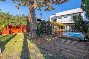 Basic Apartment | Terrace/patio