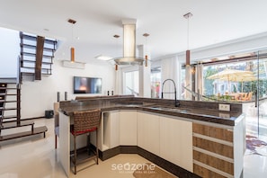Basic Apartment | Interior