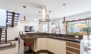 Basic Apartment | Interior