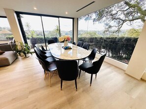 Dining - 6BR Stunning Waterview with Private Pool in Mosman (Mosman)