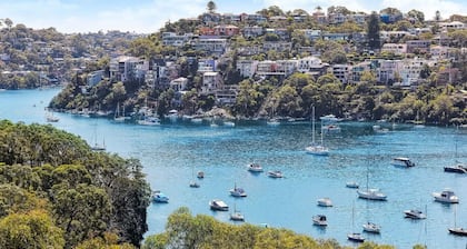 6BR Stunning Waterview with Private Pool in Mosman