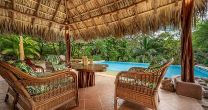 Gorgeous Tropical Villa, guest Home, Pool, Garden