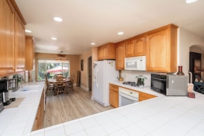 Microwave, oven, stovetop, dishwasher