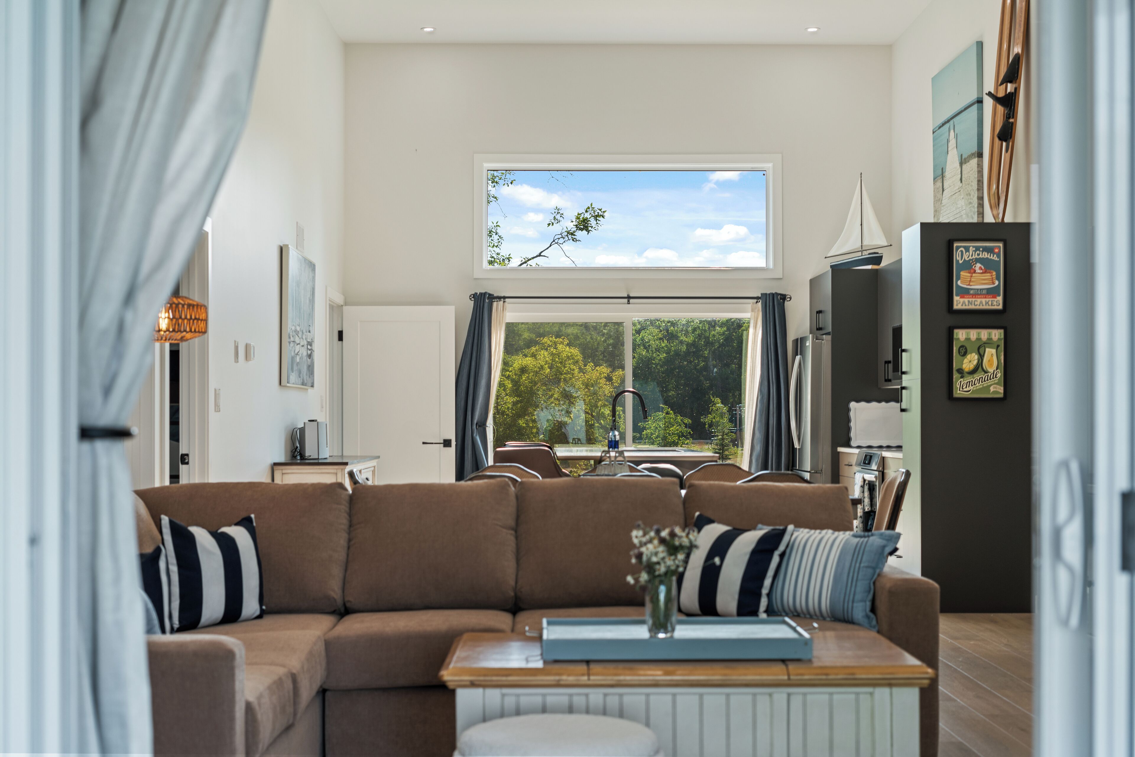 智能電視、壁爐